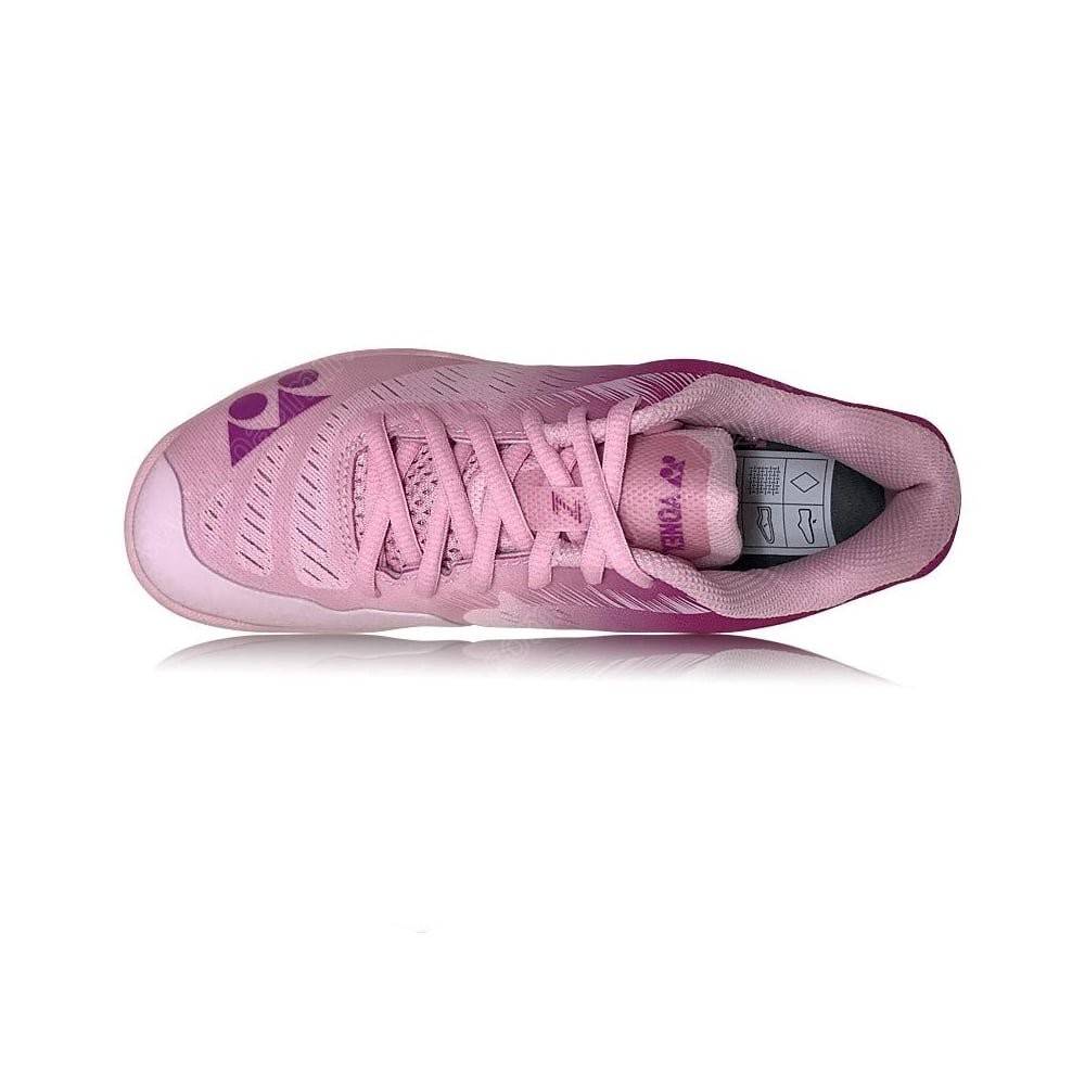 Yonex power cushion Aerus z women